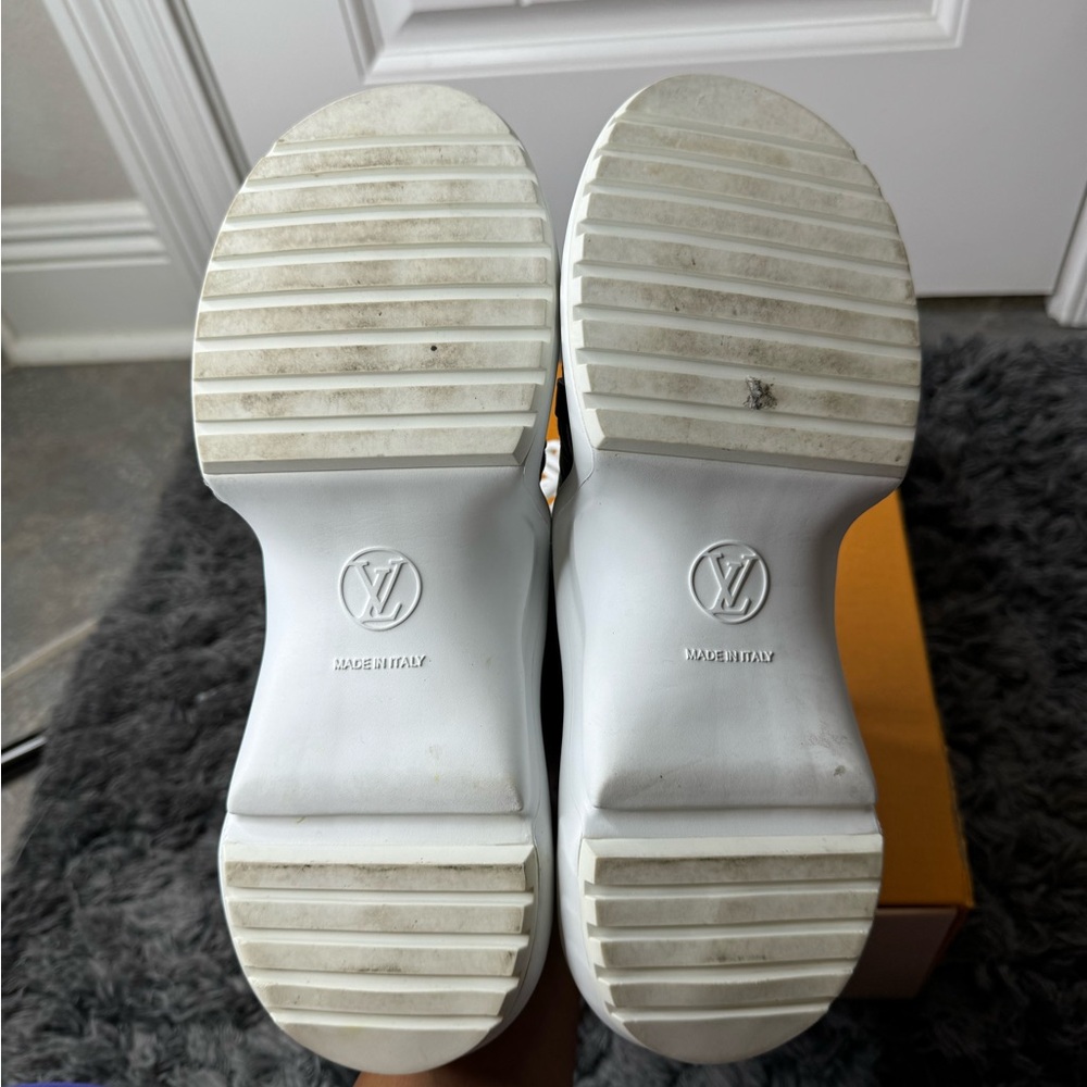 Louis Vuitton Archlight Sneaker Size 38 - Picture 2 of 6